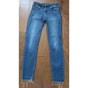 Prosperity Women's Blue‎ Distressed Low Rise Skinny Unhemmed Denim Size 28x29